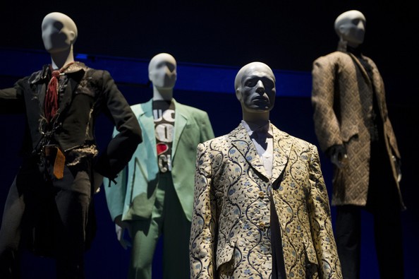 2013 , l'exposition David Bowie Is du V&A