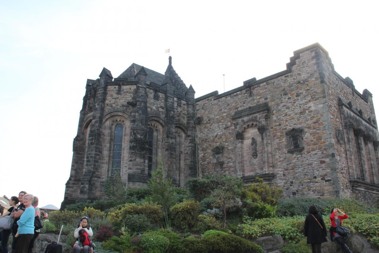 Edimbourg 140