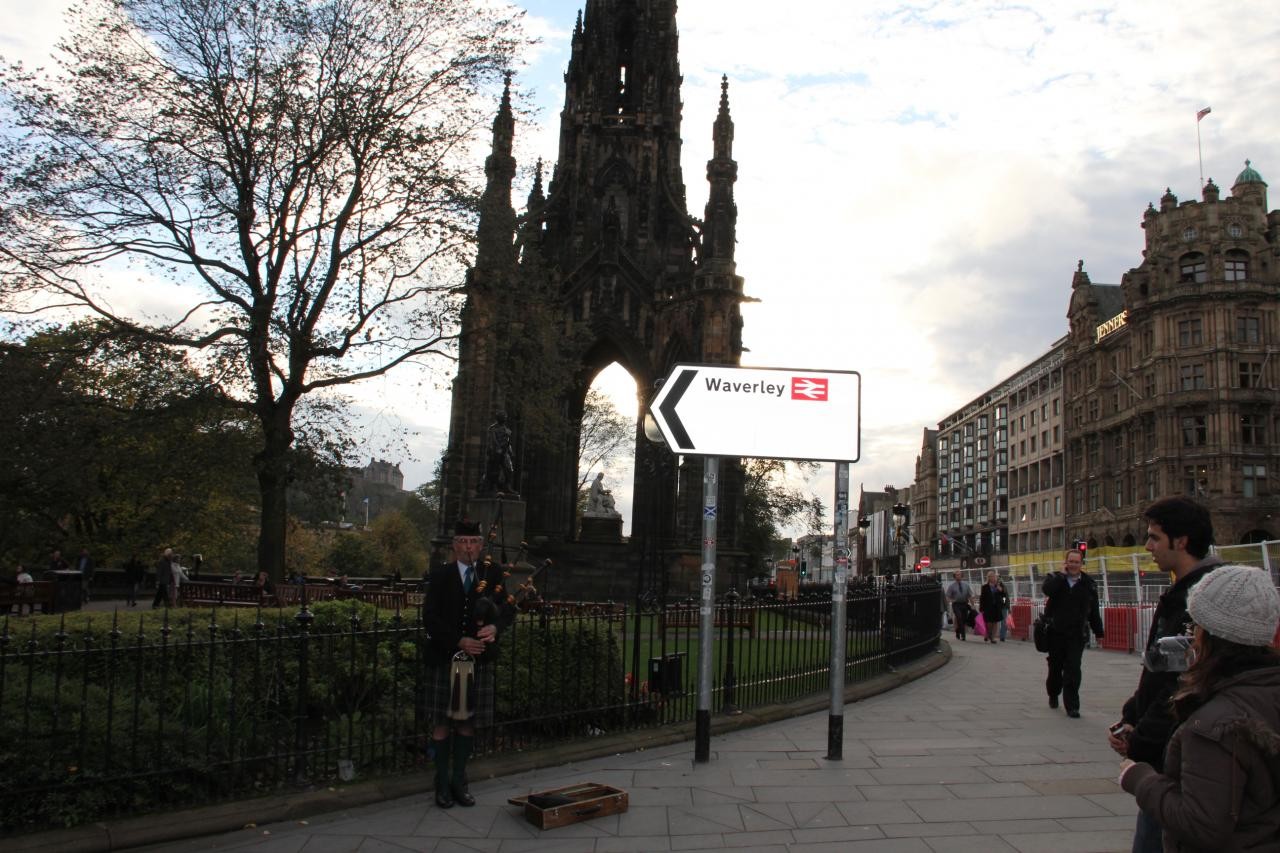 Edimbourg 89